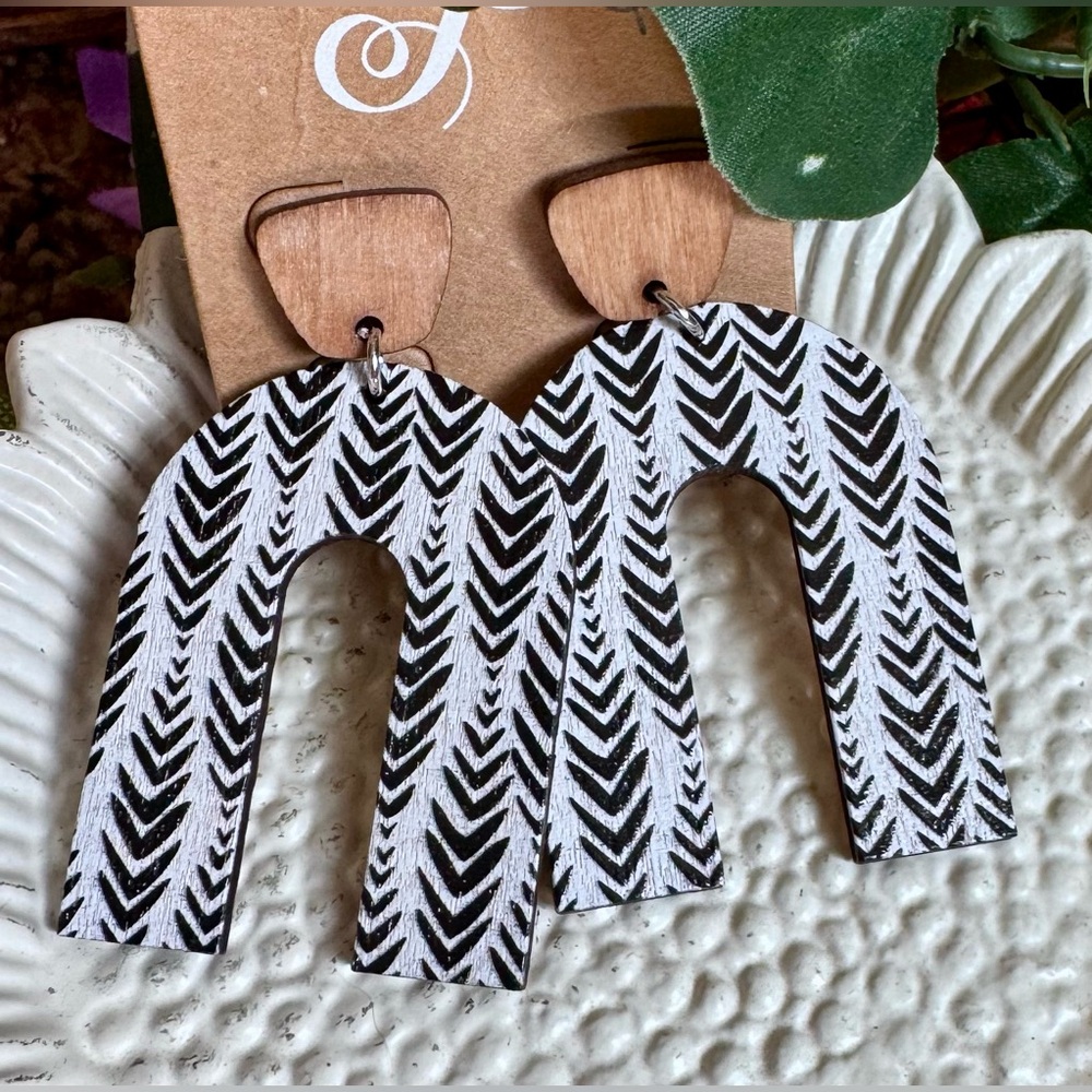 Plunder Black and White Chevron Earrings